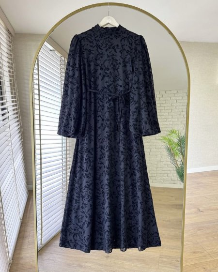 فستان مورّد تول