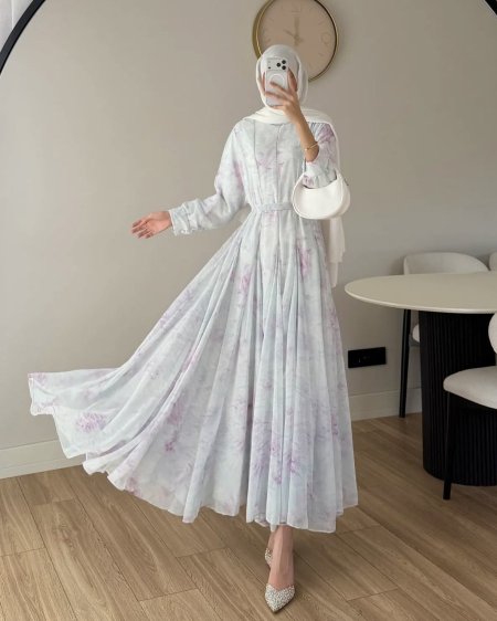 فستان بكسرات كلوش ناعم